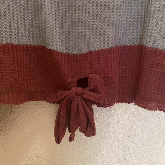 Umgee sweater size M - Picture 6 of 8